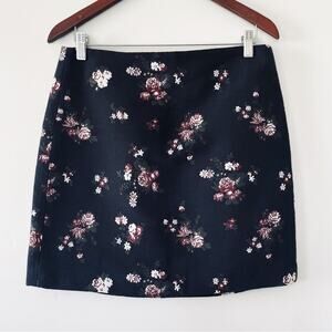 LOFT Floral Pencil Skirt Black Red Size 8 EUC